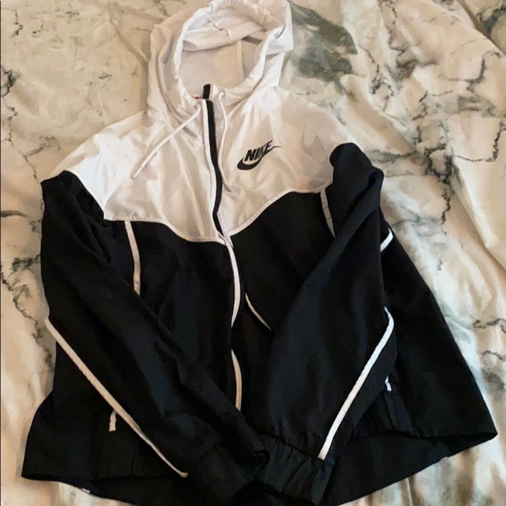 Nike windbreaker